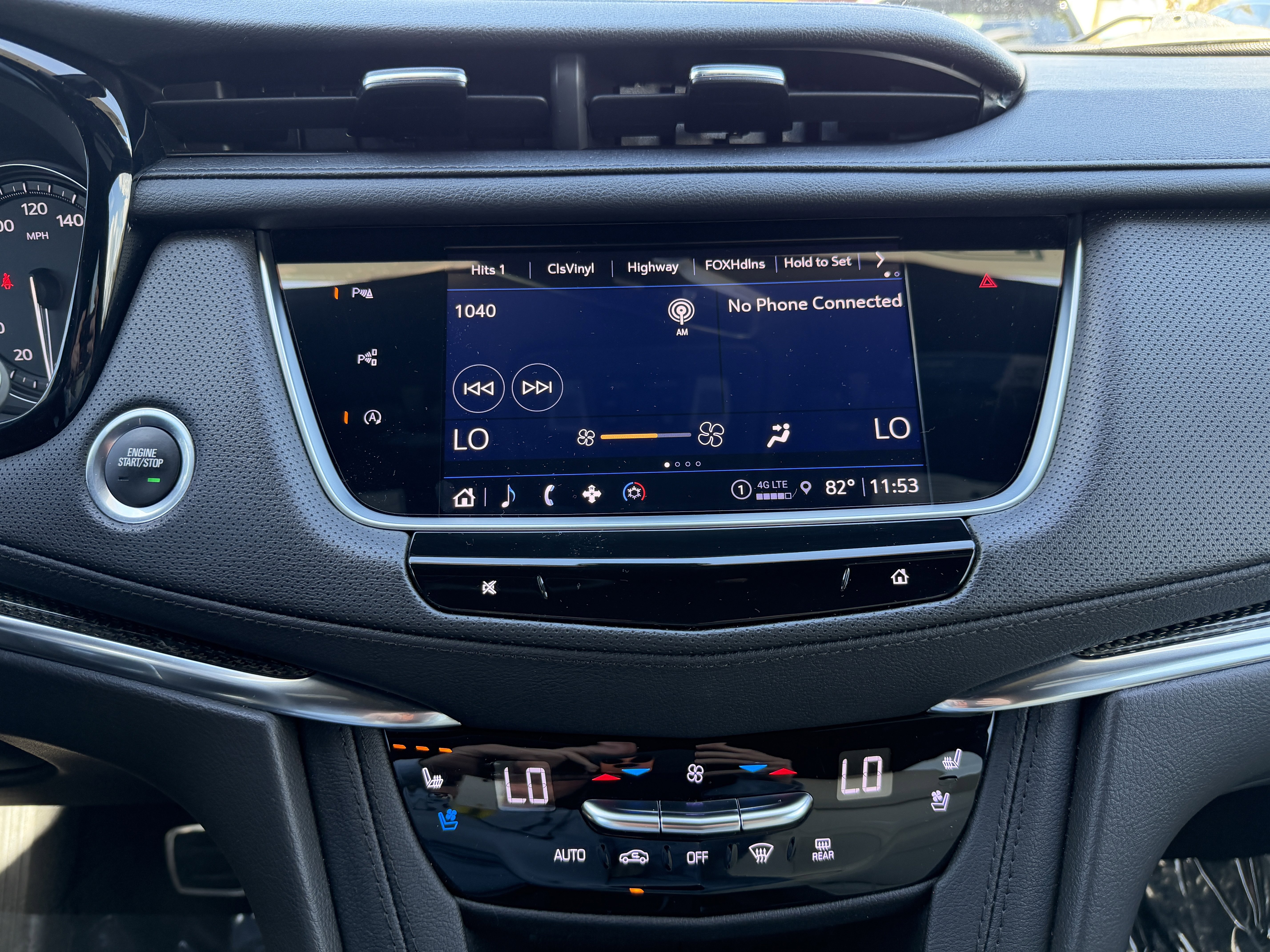 Certified 2022 Cadillac XT5 Sportv w/ Technology Package image 23