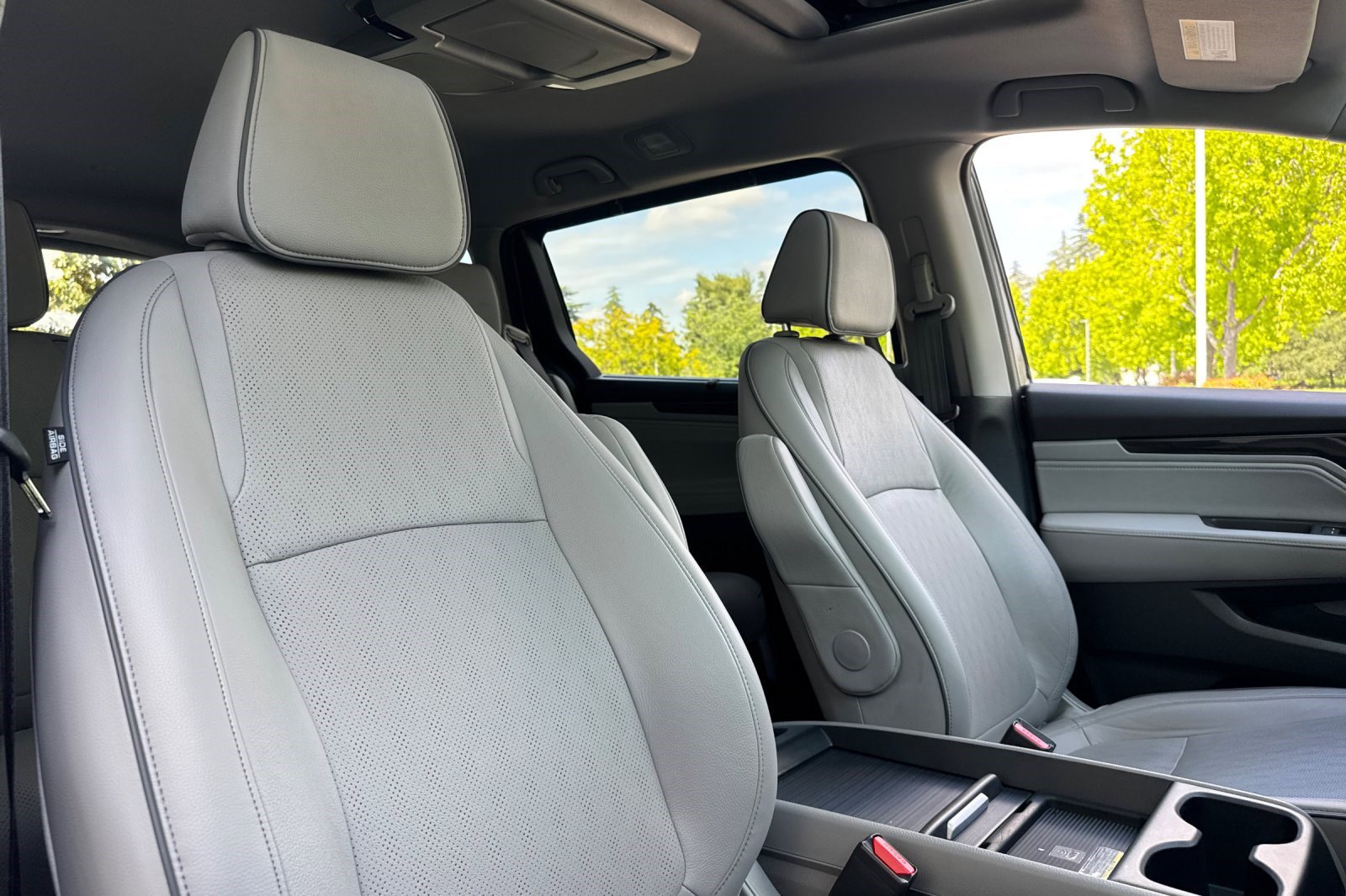 Certified 2024 Honda Odyssey Elite image 31