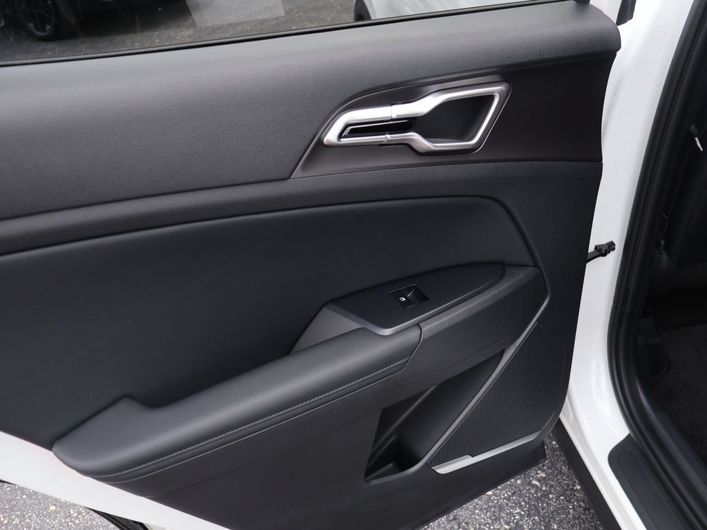 New 2026 Kia Sportage EX w/ EX Panoramic Sunroof Package AWD/4WD image 11