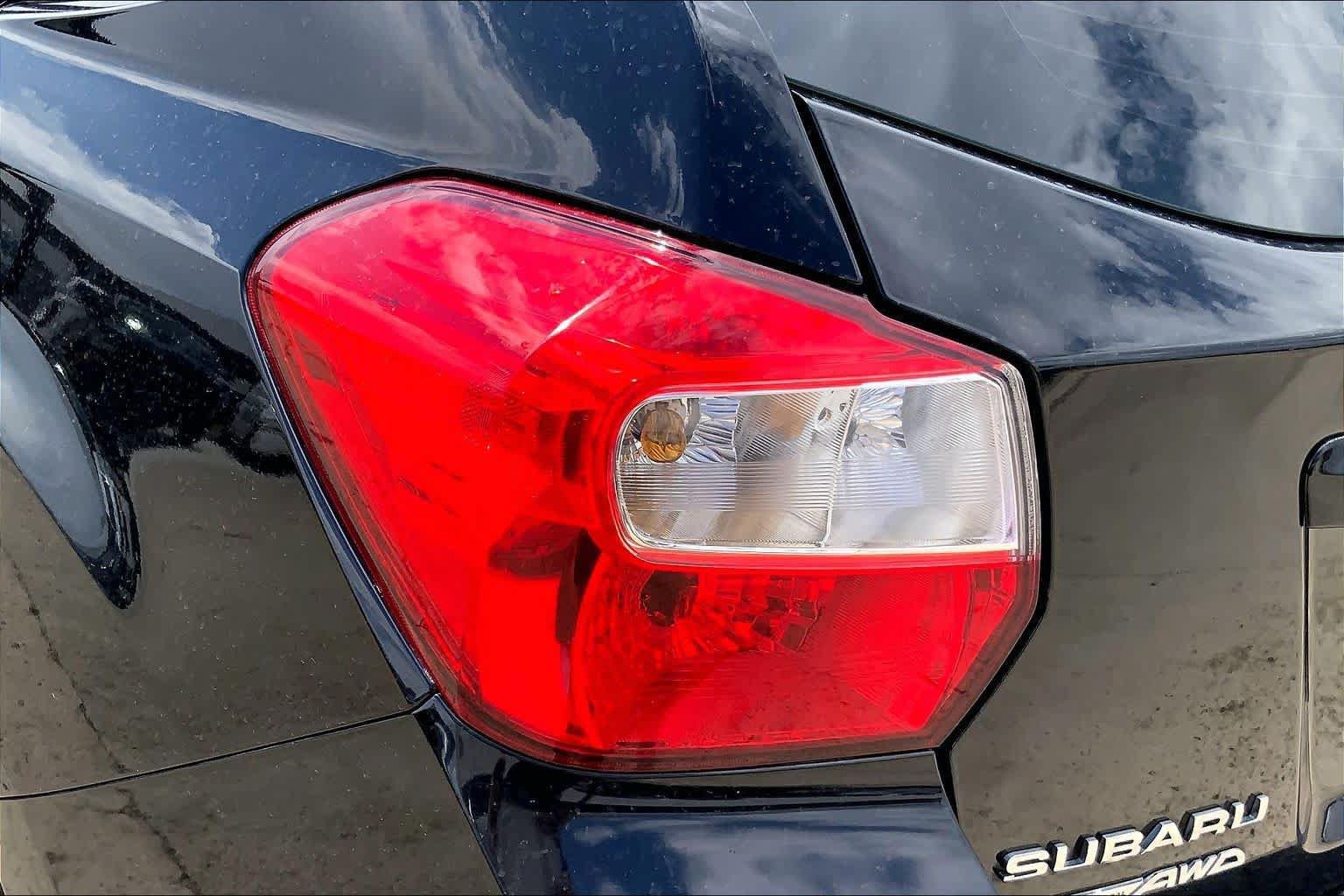 Used 2013 Subaru Impreza 2.0i Premium w/ All-Weather Pkg AWD/4WD image 28