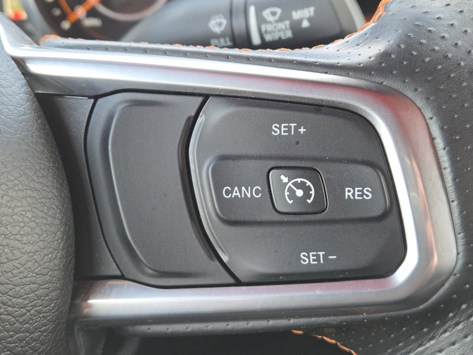 Used 2023 Jeep Gladiator Mojave w/ Cold Weather Group AWD/4WD image 9