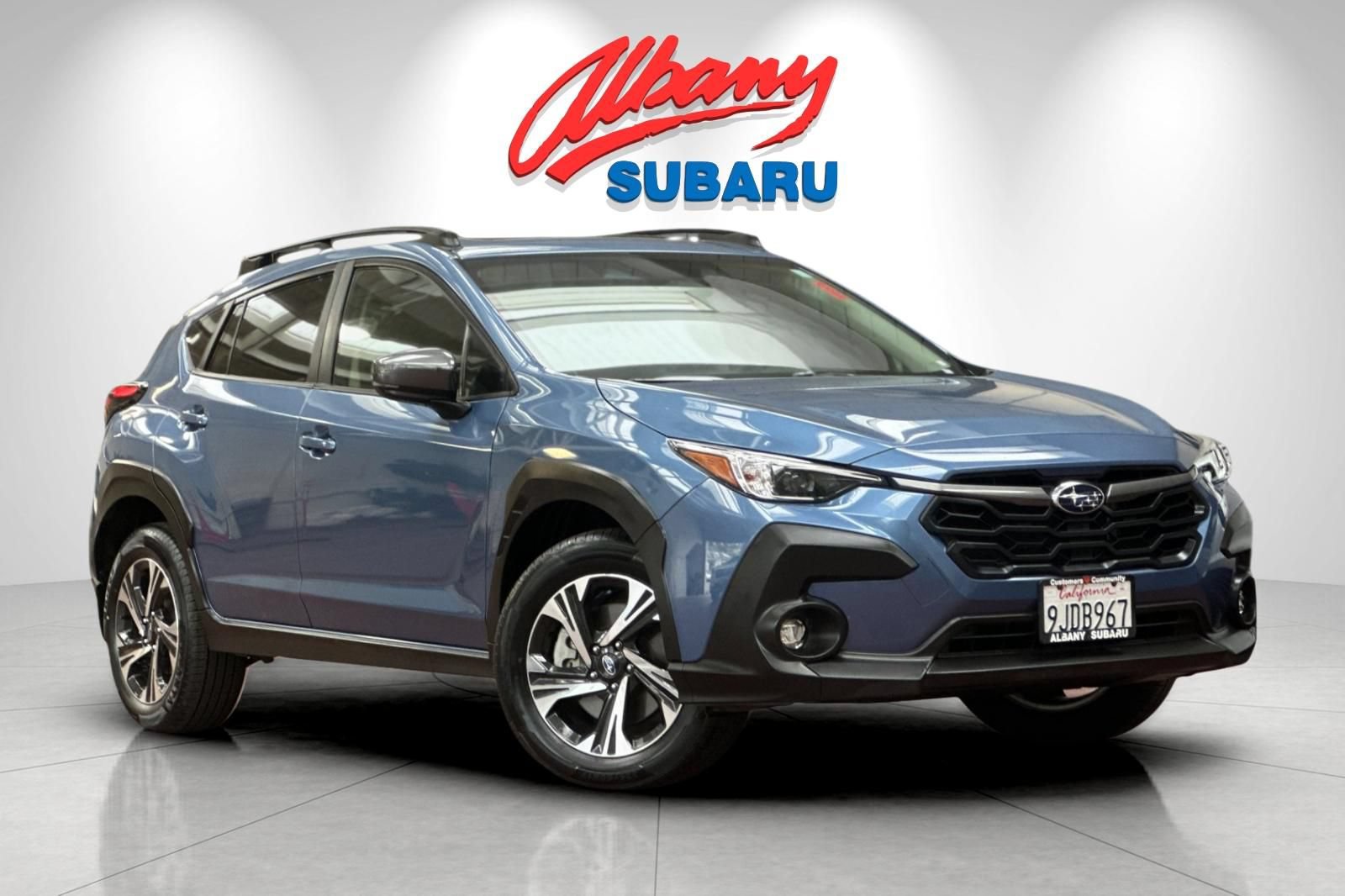 Used 2024 Subaru Crosstrek 2.0i Premium AWD/4WD image 2