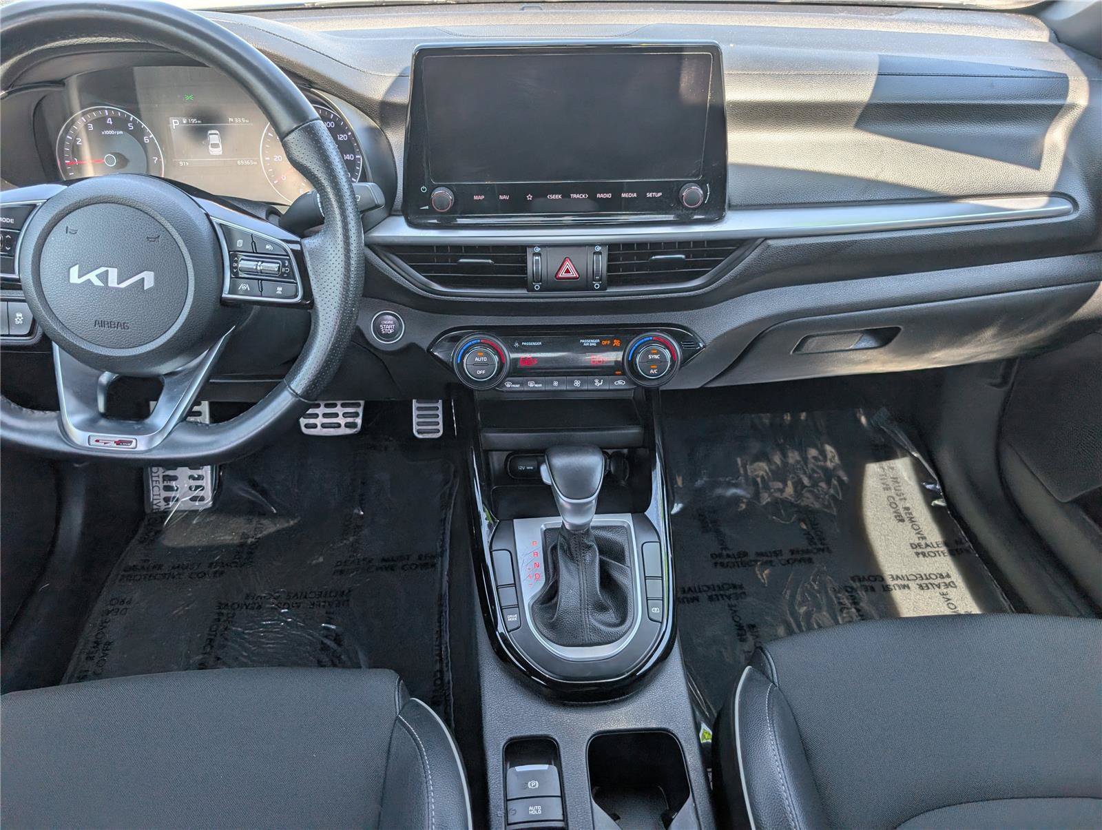 Used 2022 Kia Forte GT-Line w/ GT-Line Technology Package FWD image 17