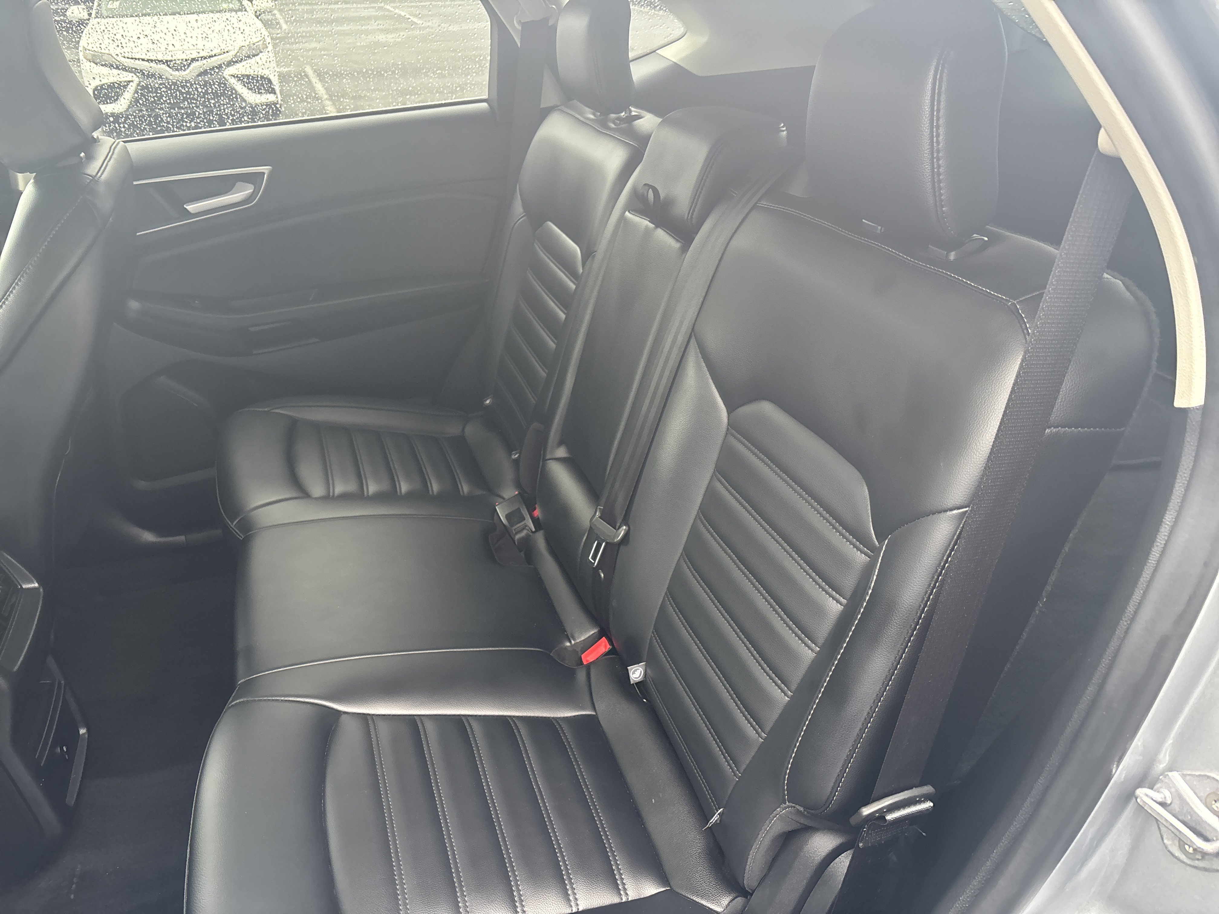 Used 2024 Ford Edge SEL image 13