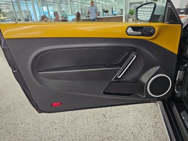 Used 2016 Volkswagen Beetle 1.8T Dune w/ Dune Technology Package FWD image 27