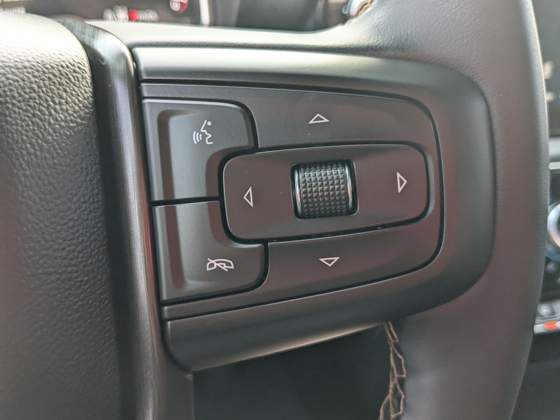 Used 2025 GMC Sierra 3500 AT4 w/ AT4 Premium Plus Package AWD/4WD image 20