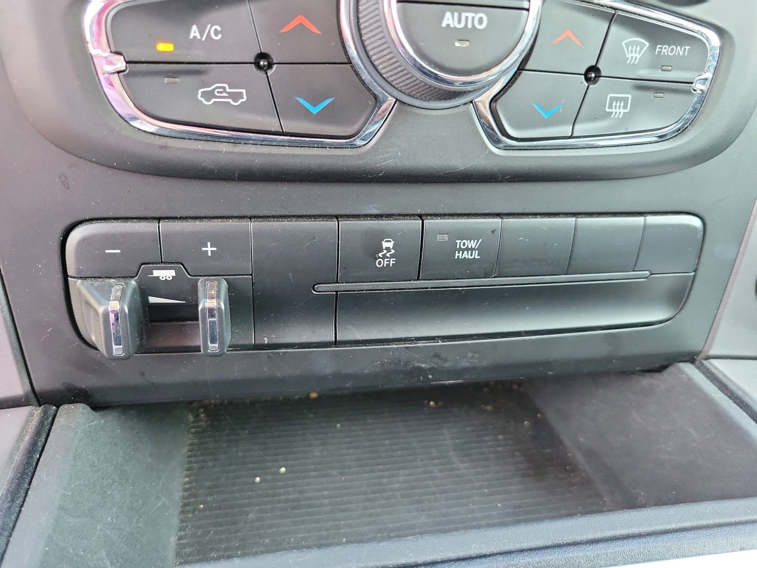 Used 2023 RAM 1500 Classic SLT w/ Trailer & Traction Group image 25