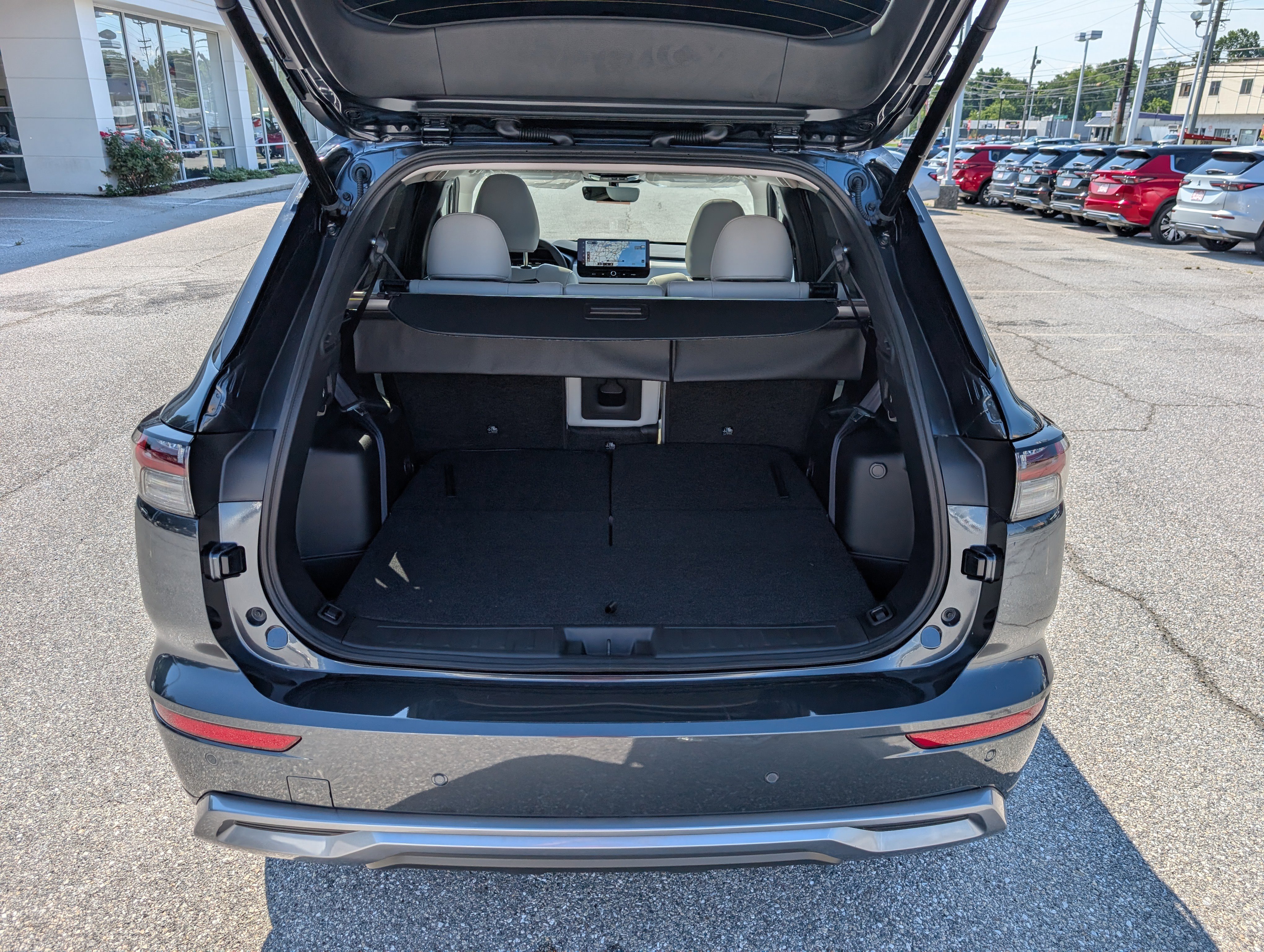 New 2025 Mitsubishi Outlander SEL image 14