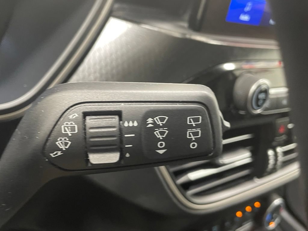 Used 2022 Ford Escape SEL w/ SEL Stealth AWD Package image 30