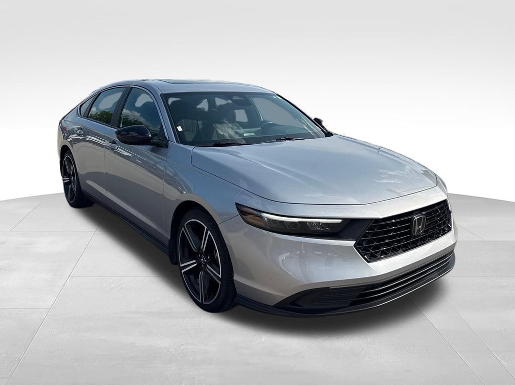 Used 2024 Honda Accord Sport image 7