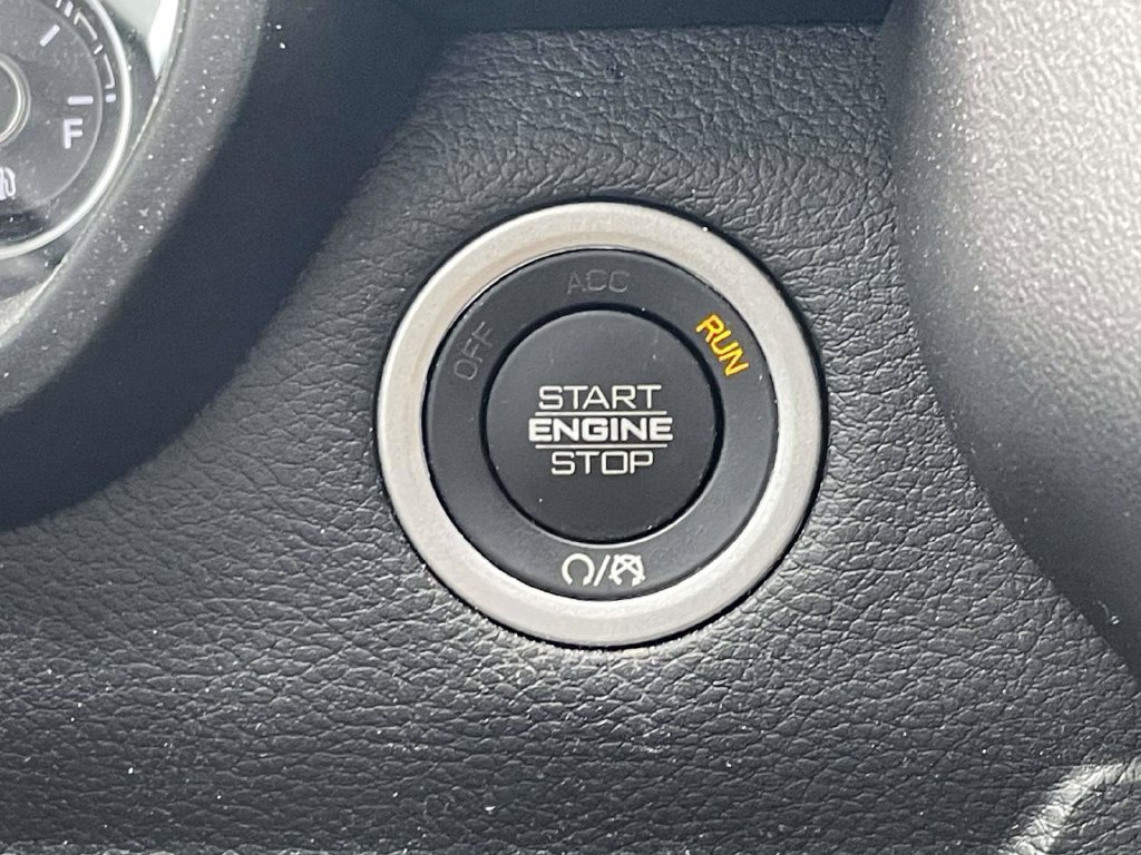 Used 2022 RAM 1500 Big Horn w/ Night Edition AWD/4WD image 29