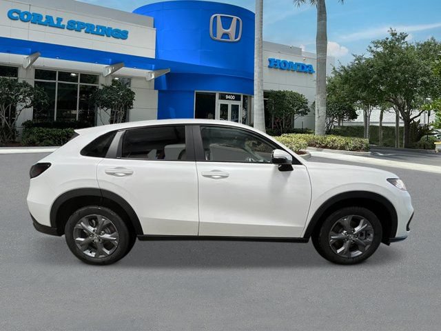 New 2027 Honda HR-V LX image 7