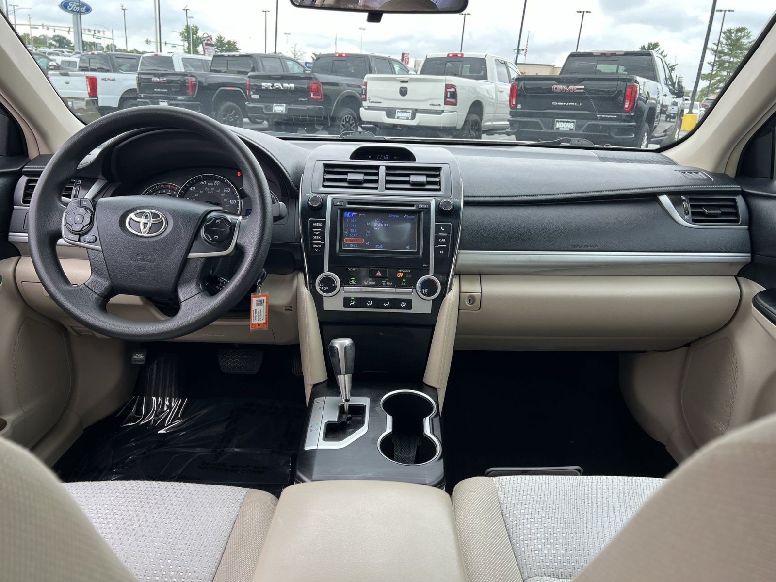 Used 2012 Toyota Camry LE FWD image 21