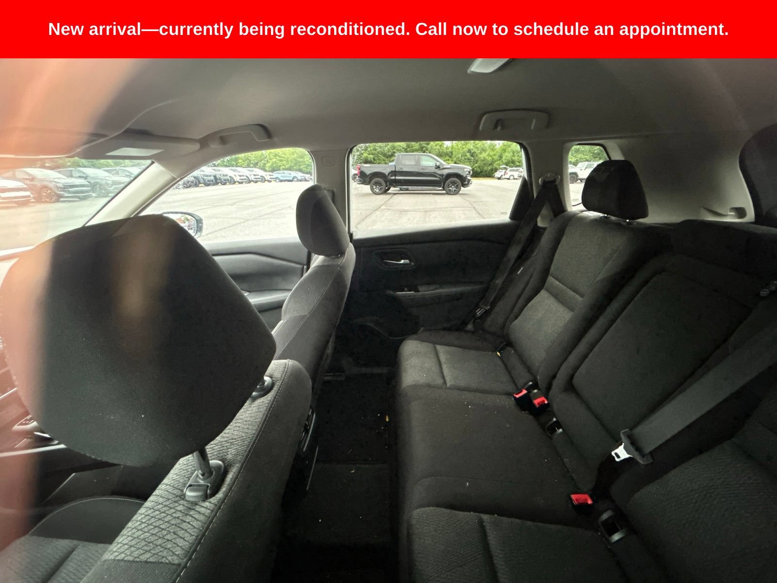 Used 2025 Nissan Rogue SV AWD/4WD image 11