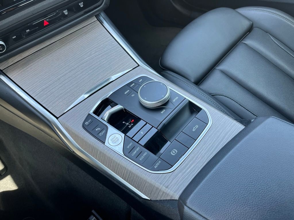 Used 2025 BMW 430i Convertible w/ Premium Package RWD image 25
