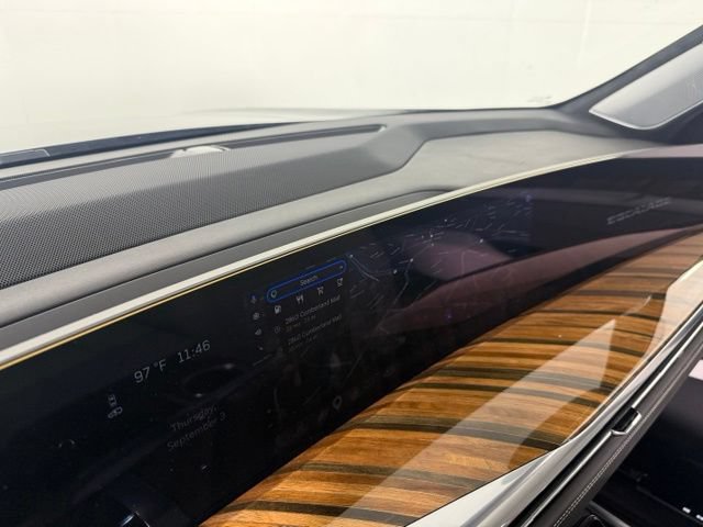 Used 2025 Cadillac Escalade Sport Platinum w/ LPO, Floor Liner Package AWD/4WD image 35