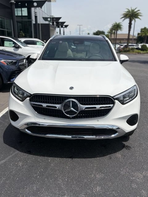 Certified 2025 Mercedes-Benz GLC 300 image 2