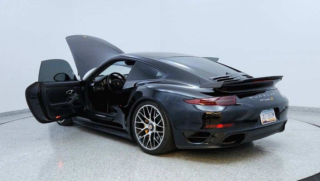 Used 2014 Porsche 911 Turbo S image 10