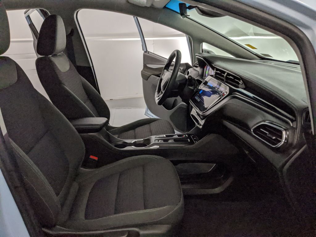 Used 2022 Chevrolet Bolt LT FWD image 20