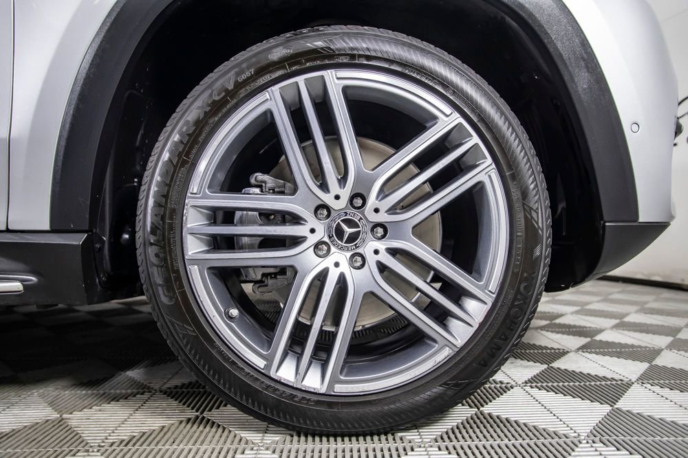 Used 2020 Mercedes-Benz GLS 450 4MATIC image 17
