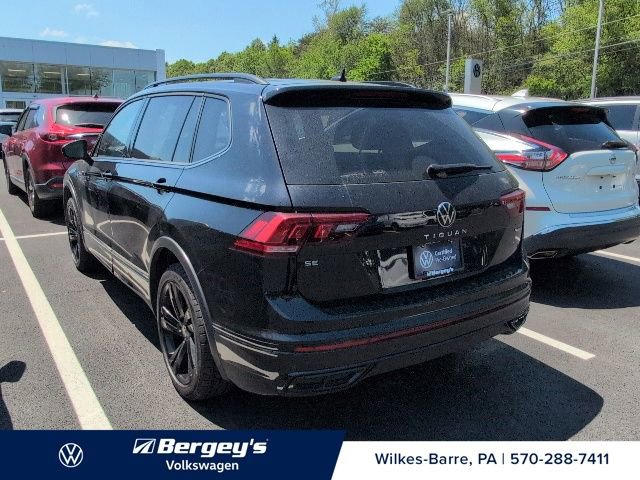 Certified 2024 Volkswagen Tiguan SE R-Line AWD/4WD image 12