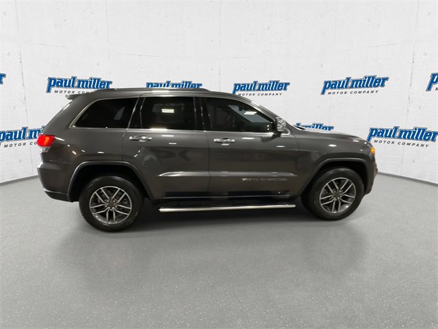 Used 2019 Jeep Grand Cherokee Limited w/ Luxury Group II image 12