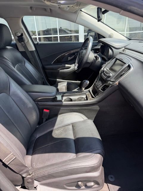 Used 2015 Buick LaCrosse Leather w/ Experience Buick Package FWD image 17