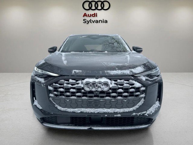 Certified 2025 Audi Q5 Premium Plus w/ Premium Plus image 3