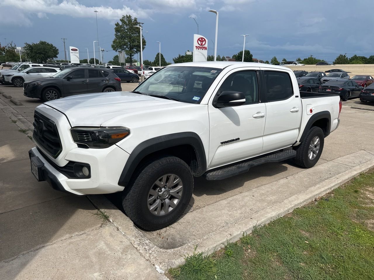 Used 2016 Toyota Tacoma SR5