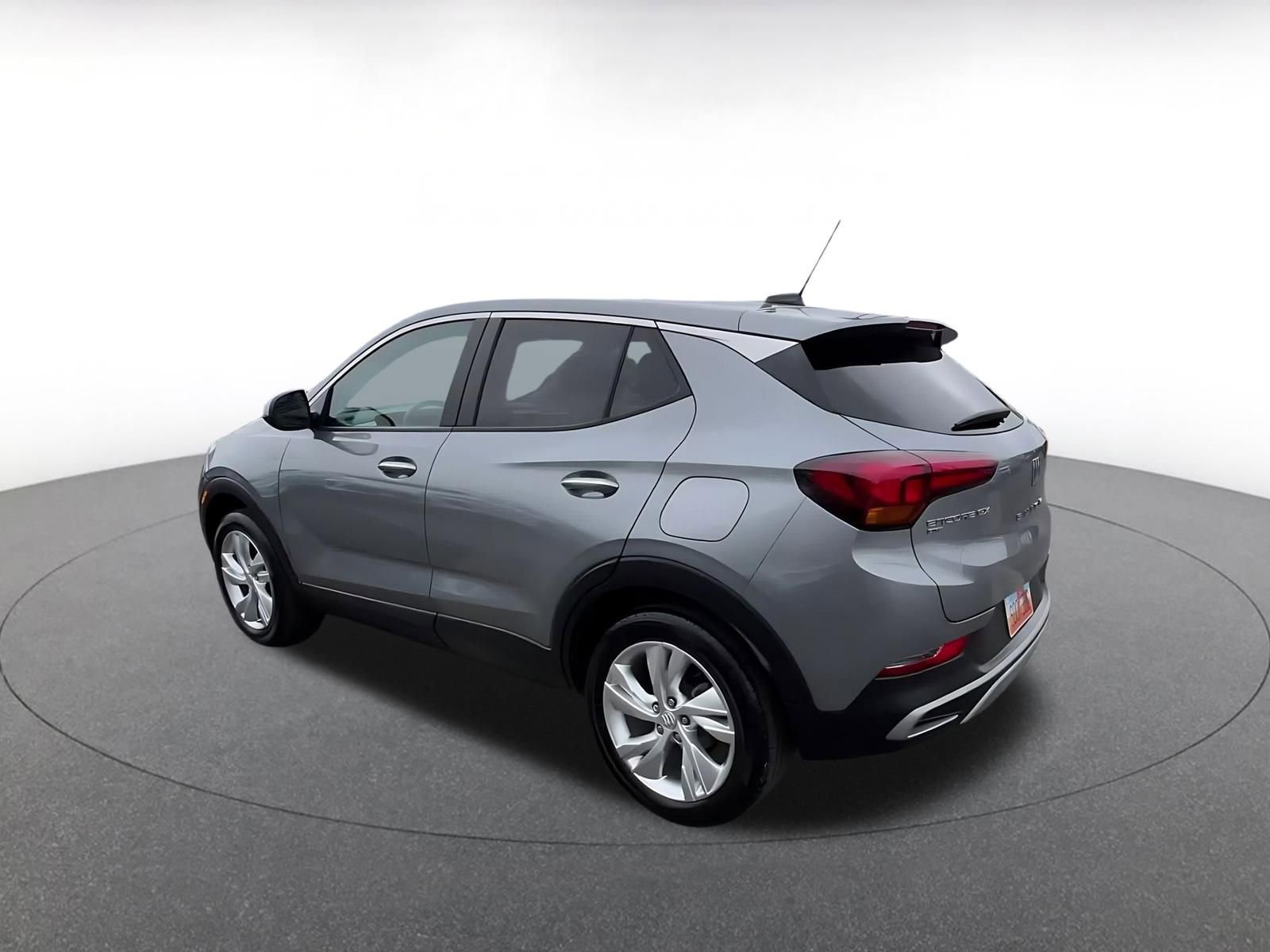 Used 2025 Buick Encore GX Preferred AWD/4WD image 10