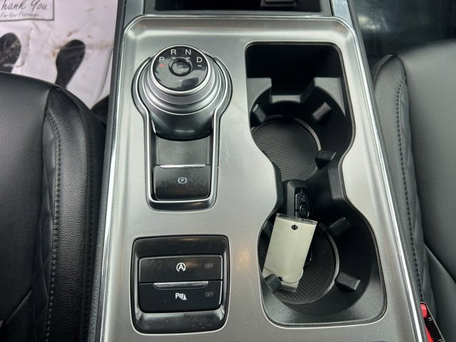 Used 2024 Ford Edge Titanium image 33