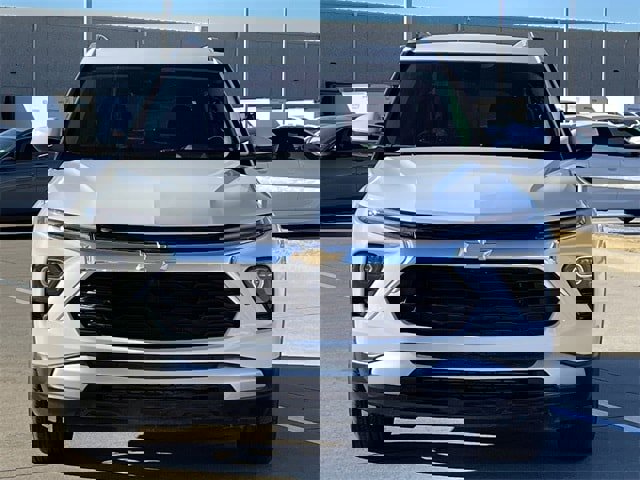 Used 2025 Chevrolet TrailBlazer LT image 8