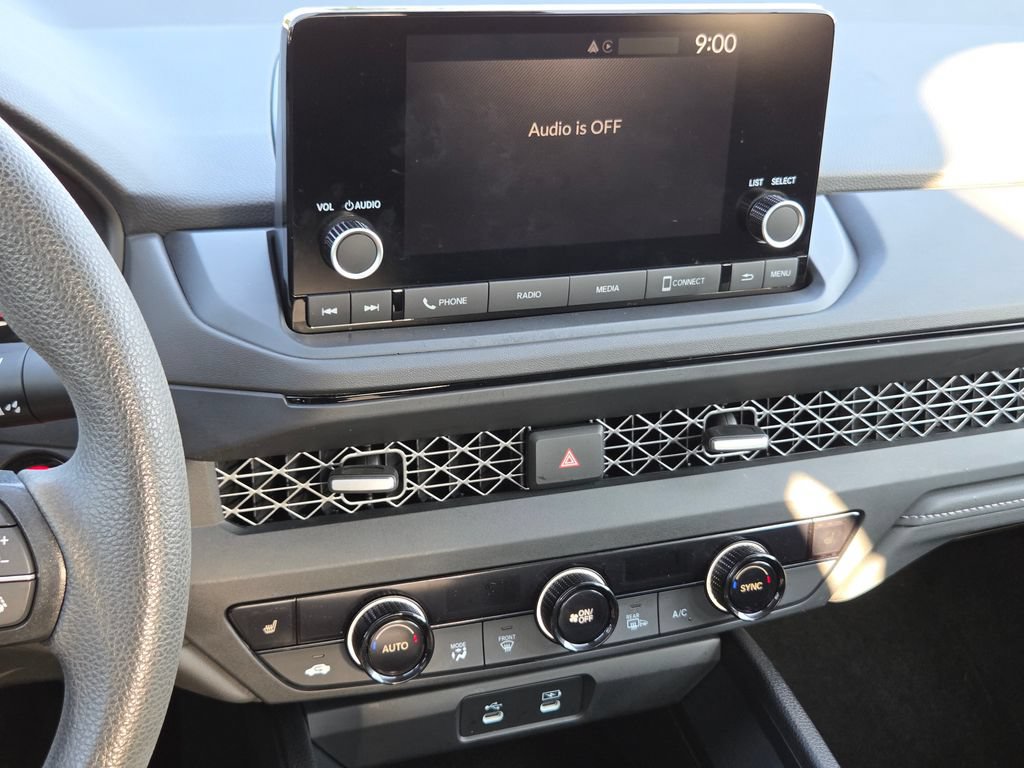 Certified 2023 Honda Accord EX image 33