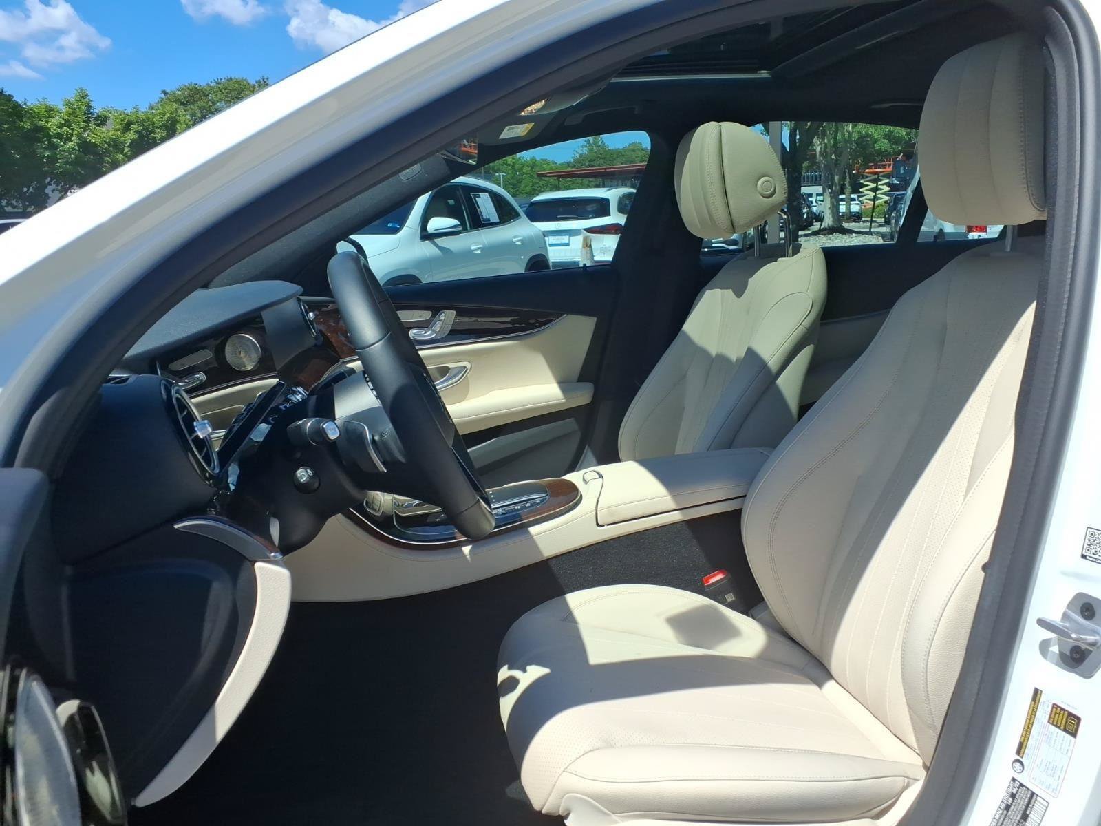 Used 2023 Mercedes-Benz E 350 4MATIC Sedan image 20