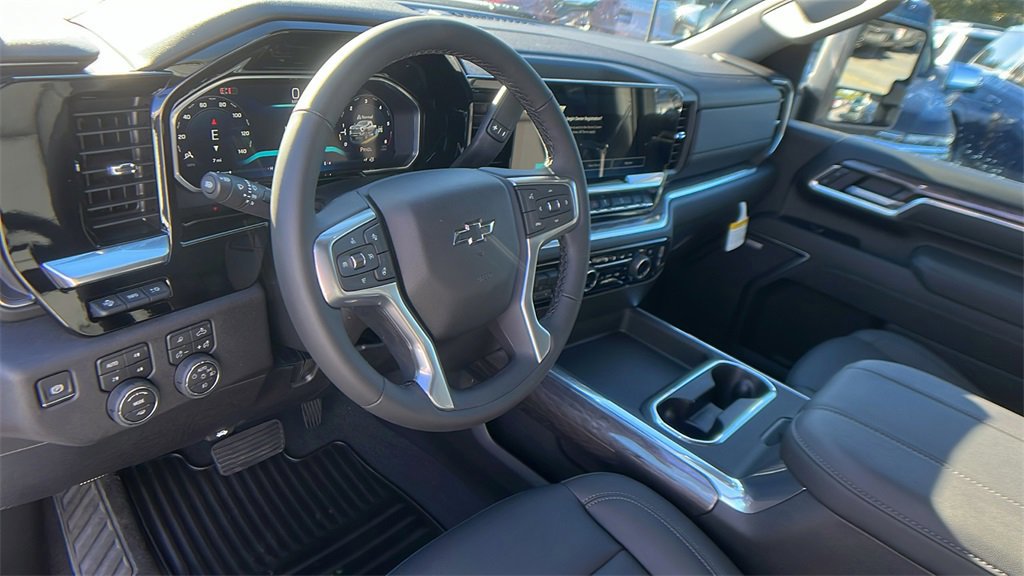 New 2026 Chevrolet Silverado 2500 LTZ image 18