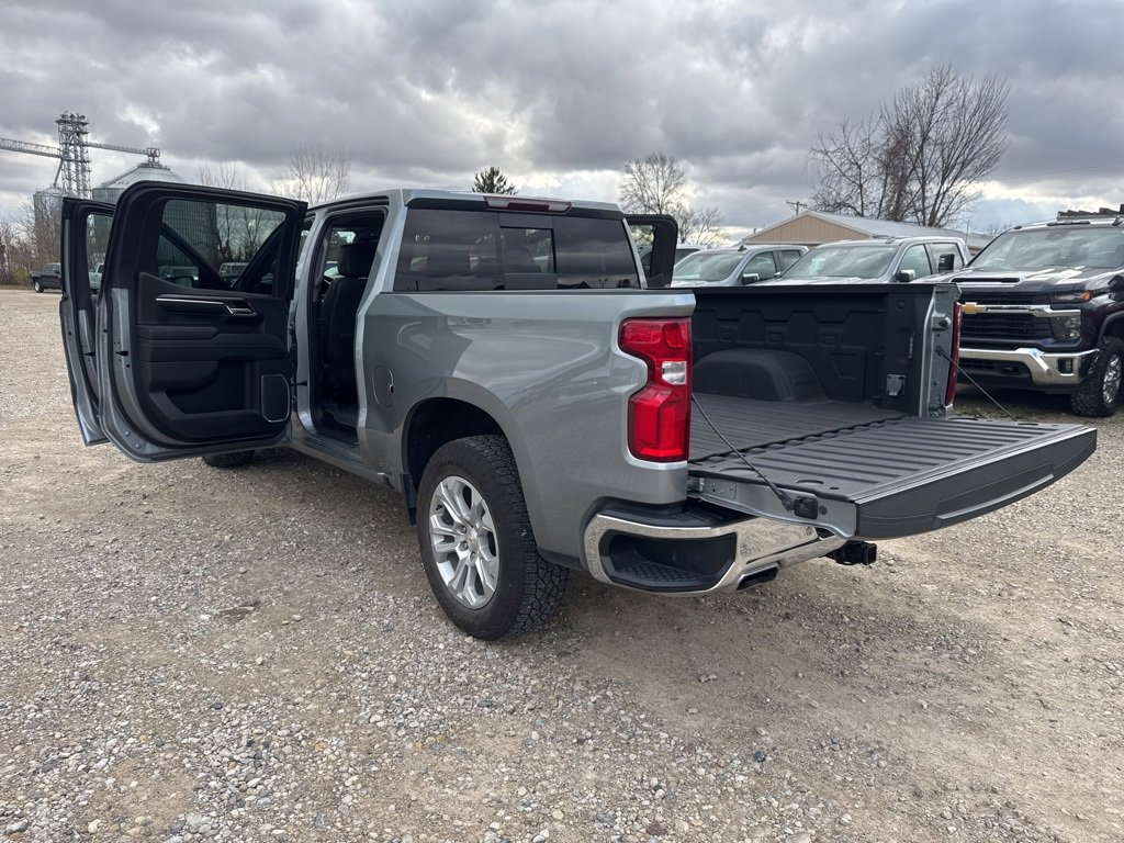 Used 2023 Chevrolet Silverado 1500 LTZ w/ LTZ Premium Package image 37