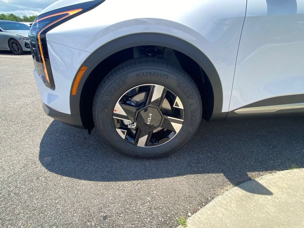New 2026 Kia Sportage LX FWD image 30