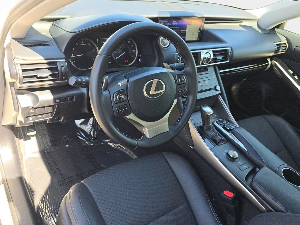 Used 2020 Lexus IS 300 w/ Navigation Package RWD image 19