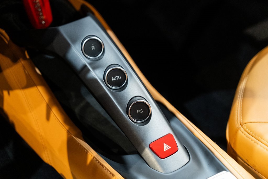 Used 2018 Ferrari 488 GTB Base image 36