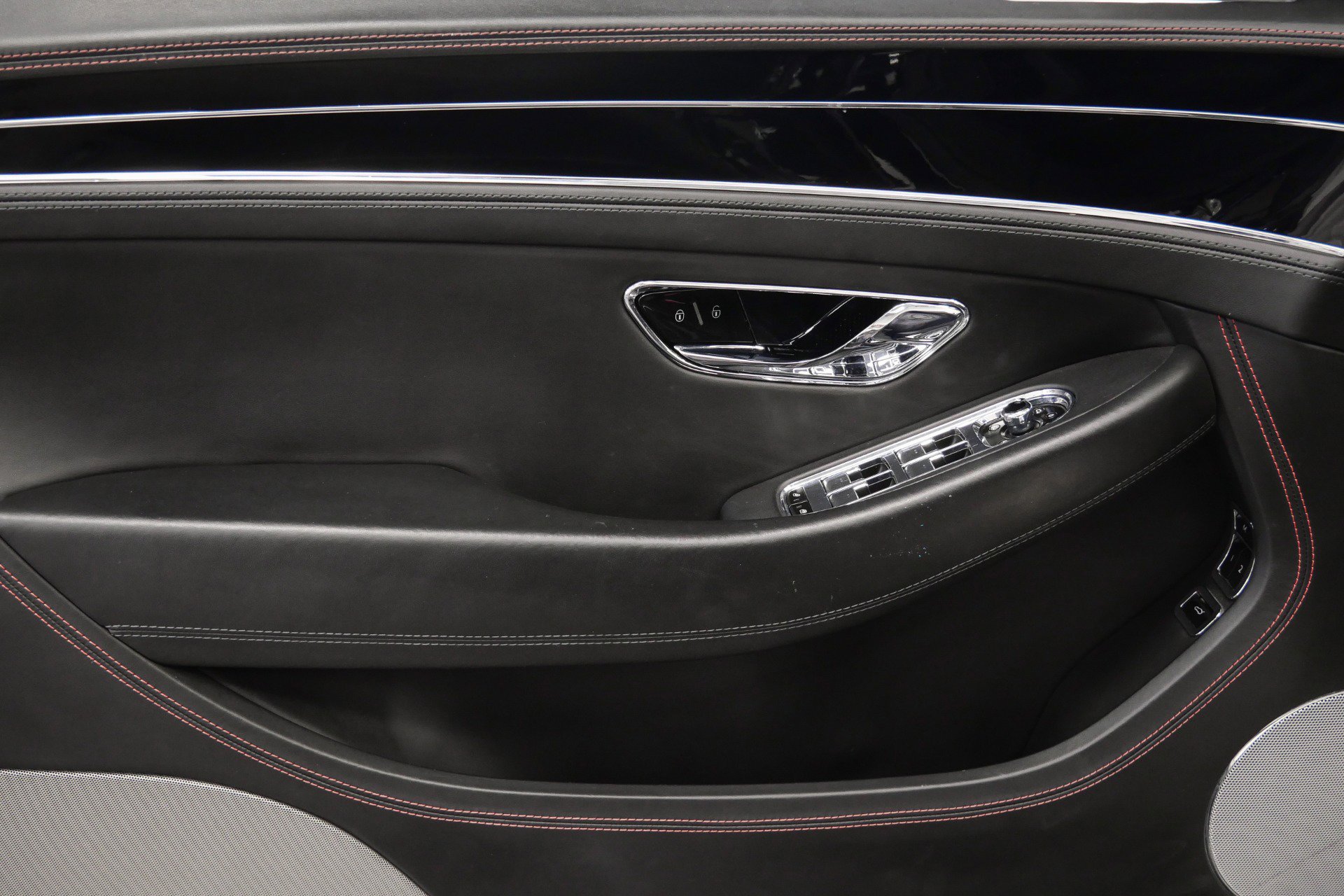 Used 2020 Bentley Continental GT V8 First Edition image 37