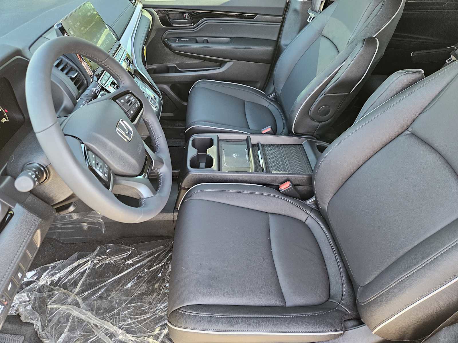 New 2026 Honda Odyssey Touring image 11