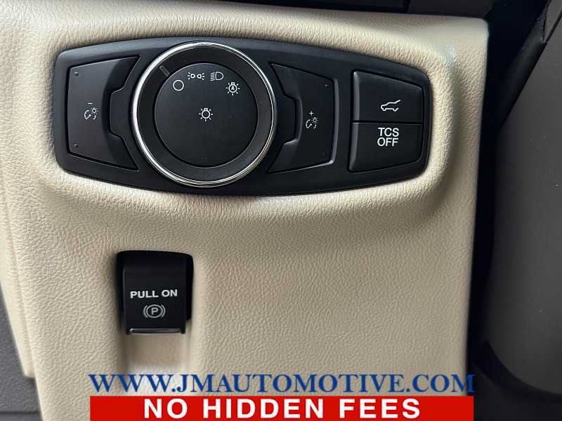 Used 2020 Lincoln Nautilus Premier w/ Equipment Group 101A AWD/4WD image 32
