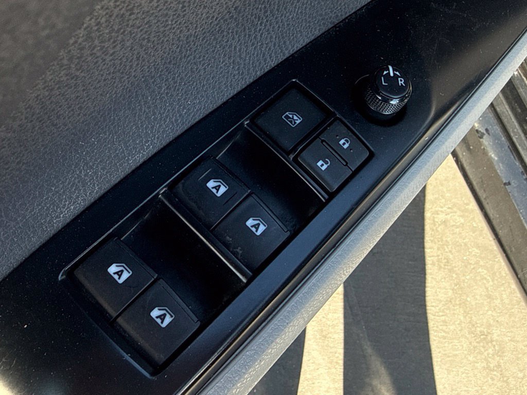 Certified 2019 Toyota Camry LE FWD image 19