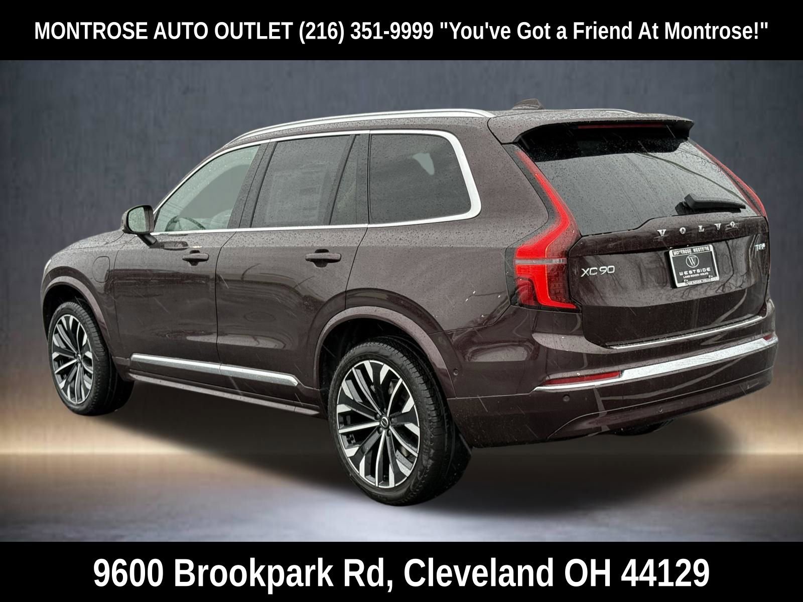 New 2026 Volvo XC90 T8 Plus w/ Protection Package Premier image 3