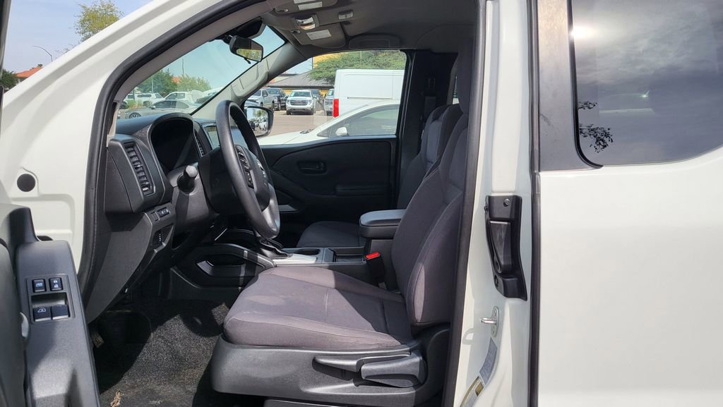 Used 2024 Nissan Frontier S w/ S Utility Package image 24