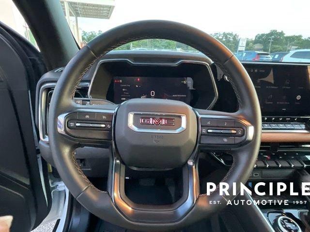 Used 2025 GMC Canyon AT4 AWD/4WD image 22
