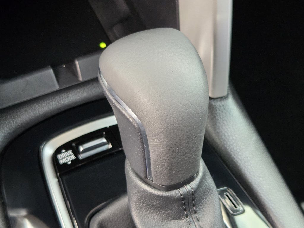 Used 2024 Toyota Corolla Cross AWD Hybrid w/ Convenience Package image 21
