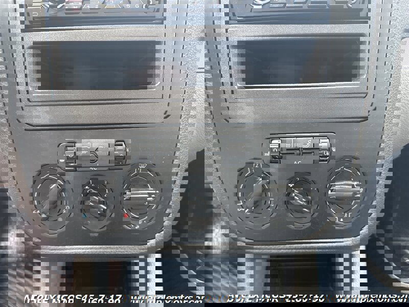 Used 2006 Volkswagen Jetta TDI image 24