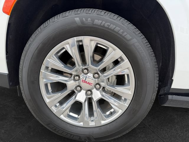 Used 2024 GMC Yukon Denali AWD/4WD image 9