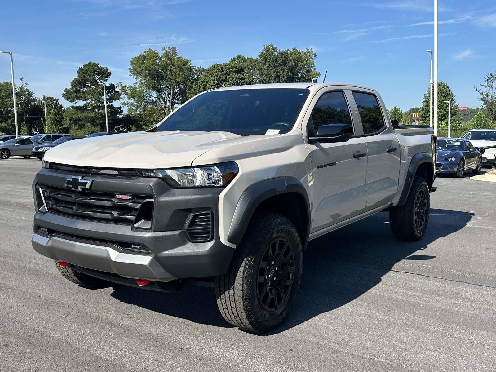 Used 2026 Chevrolet Colorado Trail Boss AWD/4WD video 3